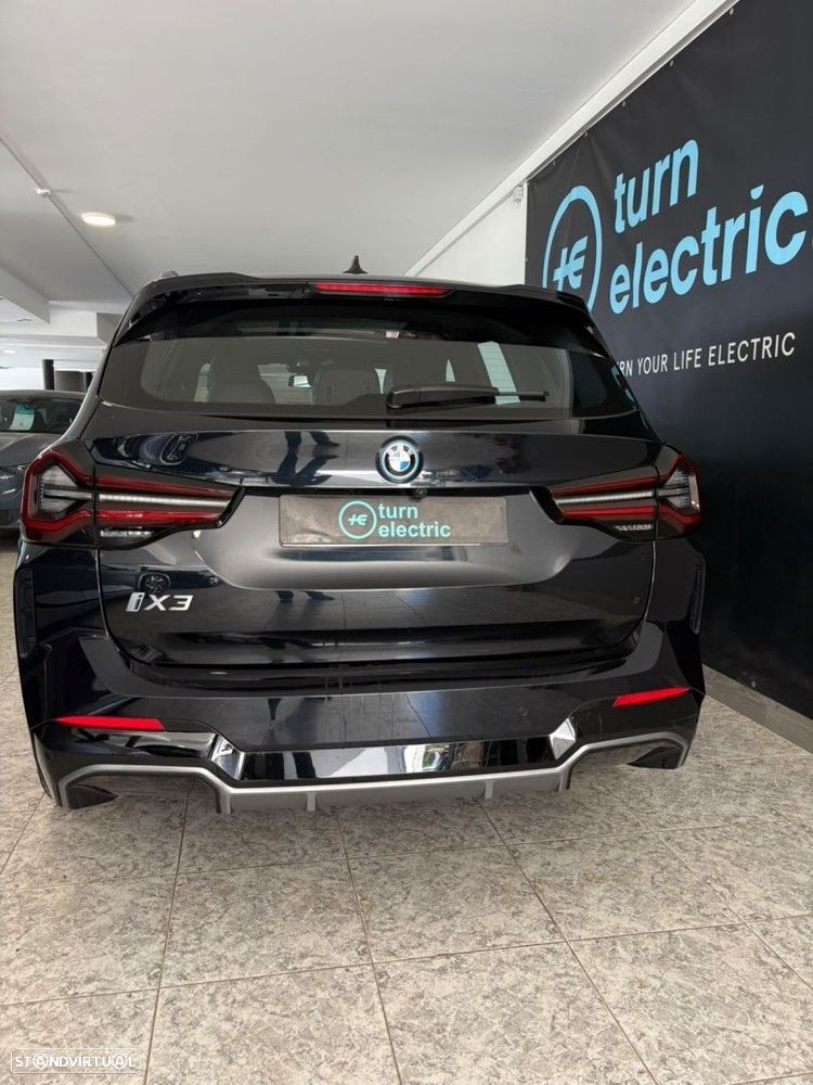 BMW iX3 M Sport Impressive - 7