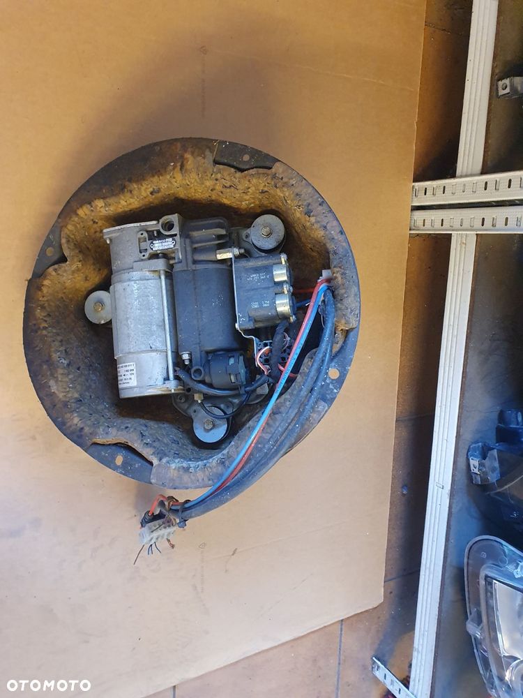 KOMPRESOR ZAWIESZENIA WABCO BMW E-39 E39 - 1