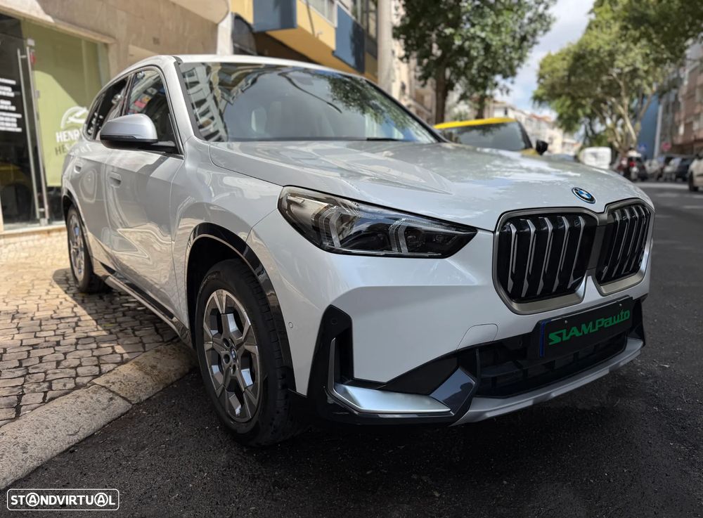 BMW iX1 xDrive30 xLine - 3