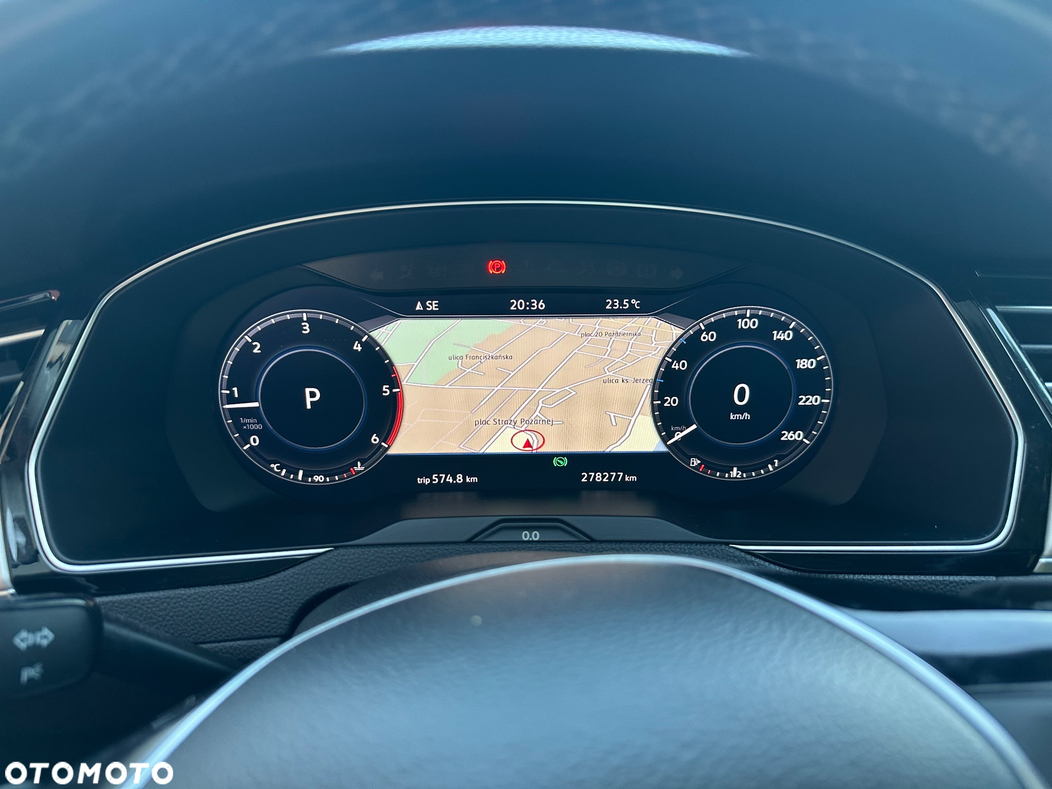 Volkswagen Passat 2.0 TDI BMT Highline DSG7 - 23