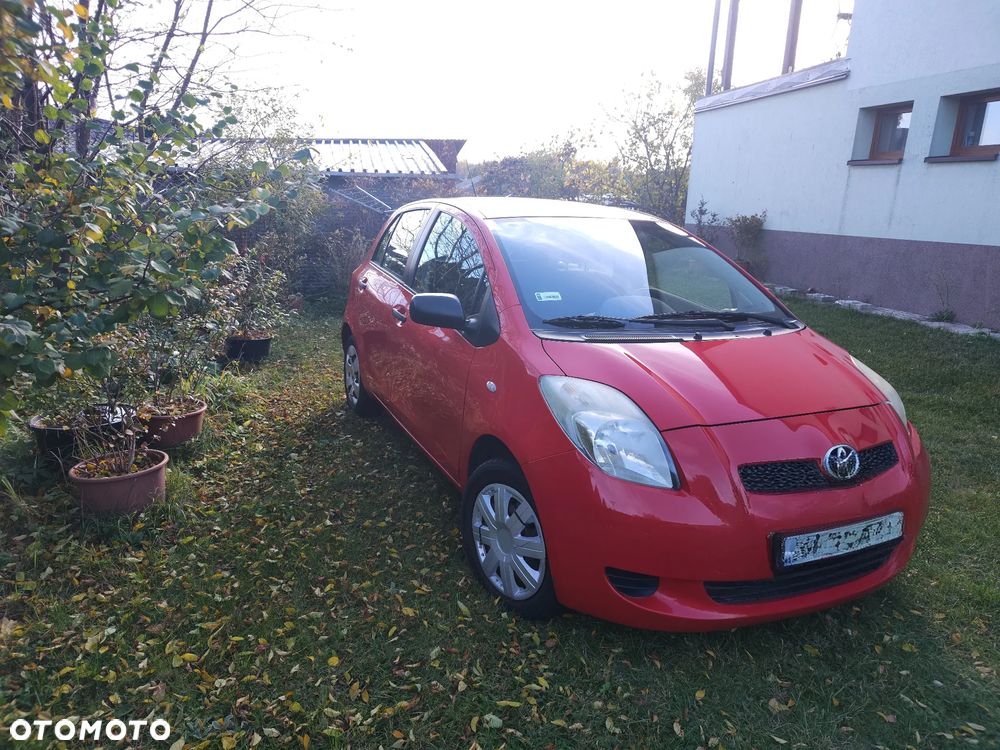 Toyota Yaris 1.0 Luna A/C - 11