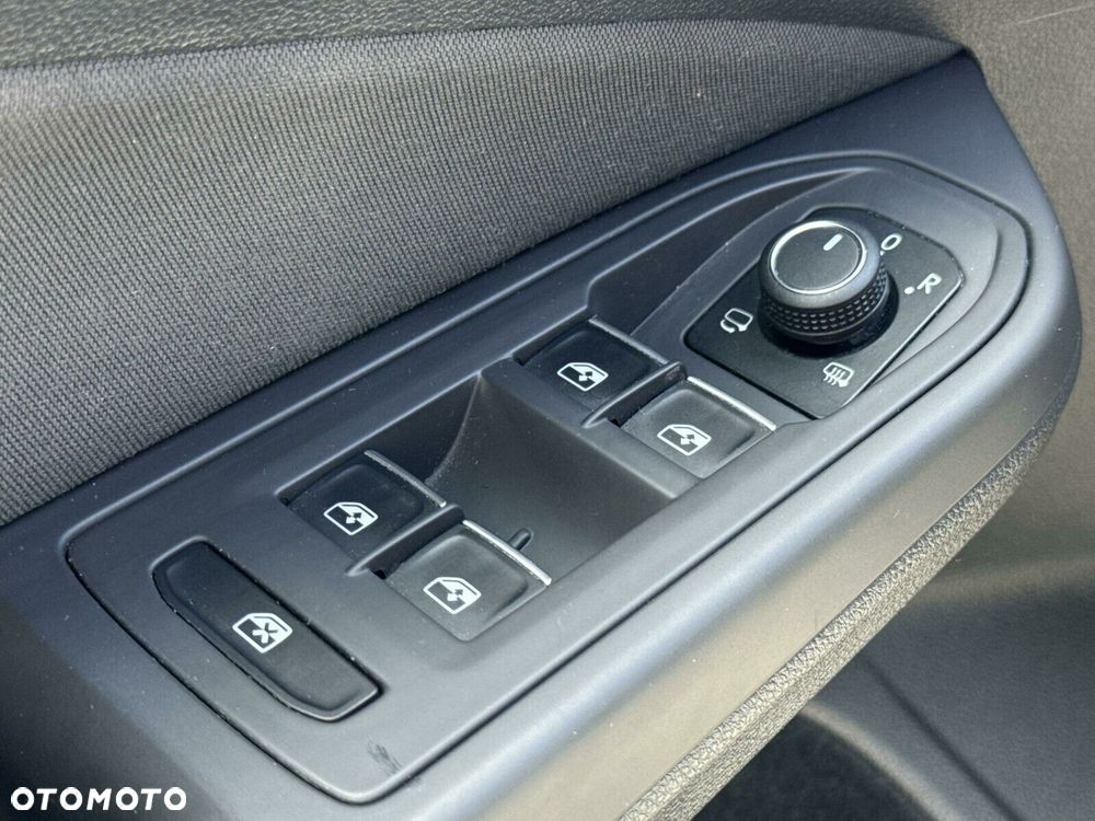 Volkswagen Golf - 18