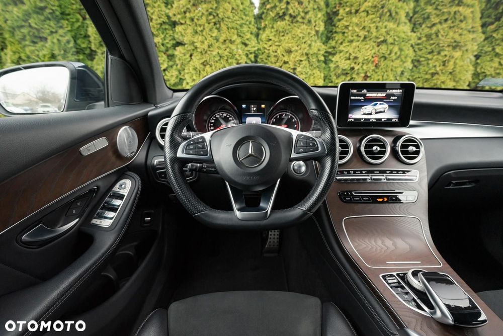 Mercedes-Benz GLC - 11
