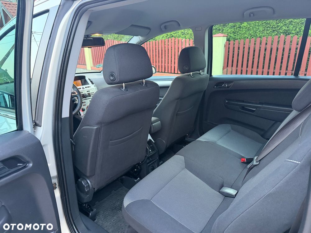 Opel Zafira 1.8 Easytronic Family Plus - 20