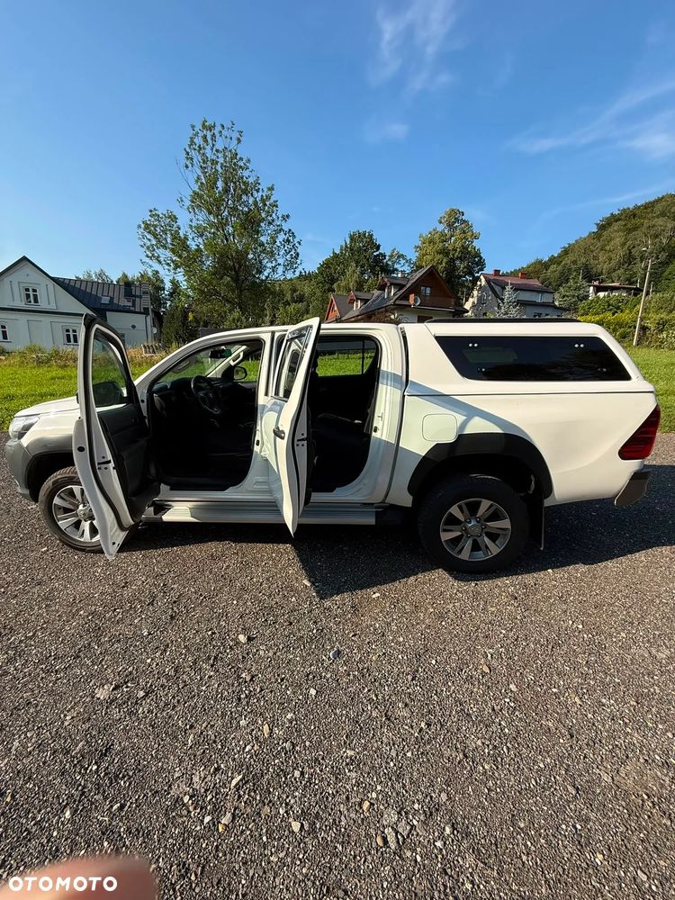Toyota Hilux 2.4 D-4D Double Cab DLX 4x4 - 8