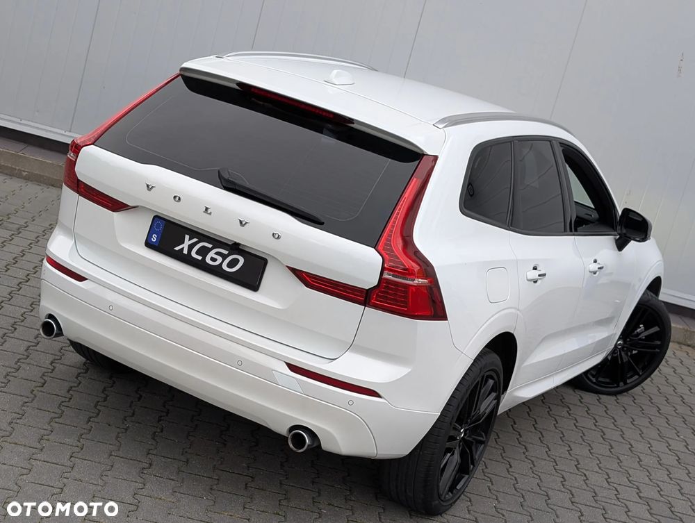 Volvo XC 60 D5 AWD Momentum - 11