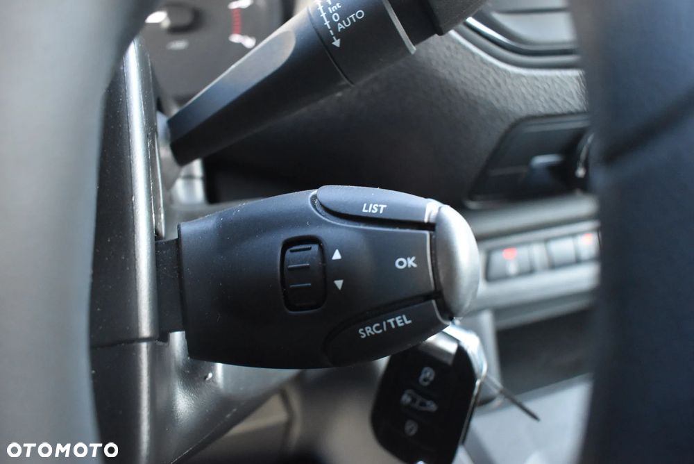 Toyota PROACE 2.0 D-4D LONG 3,1T ACTIVE - 19