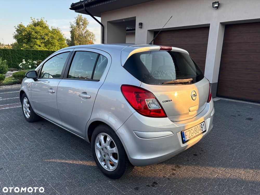 Opel Corsa 1.4 16V Edition - 7