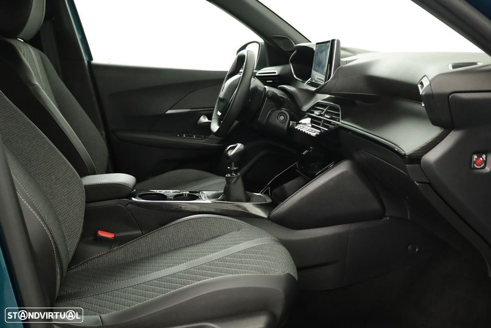 Peugeot 2008 1.2 PureTech Allure - 22