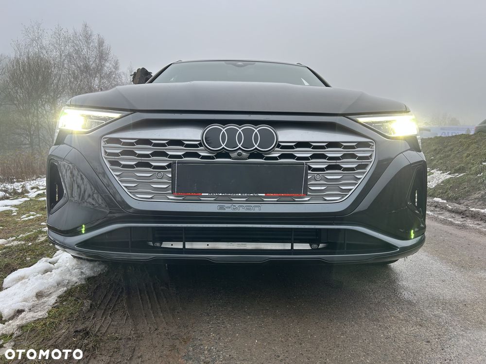 Audi Q8 - 31