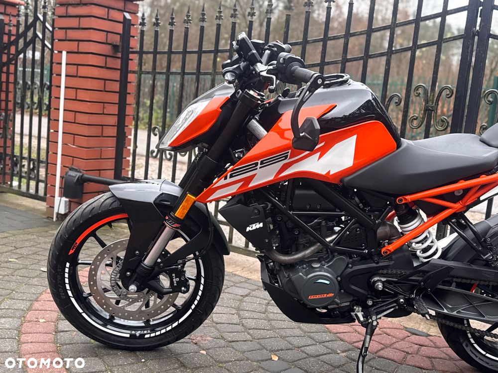 KTM Duke - 19
