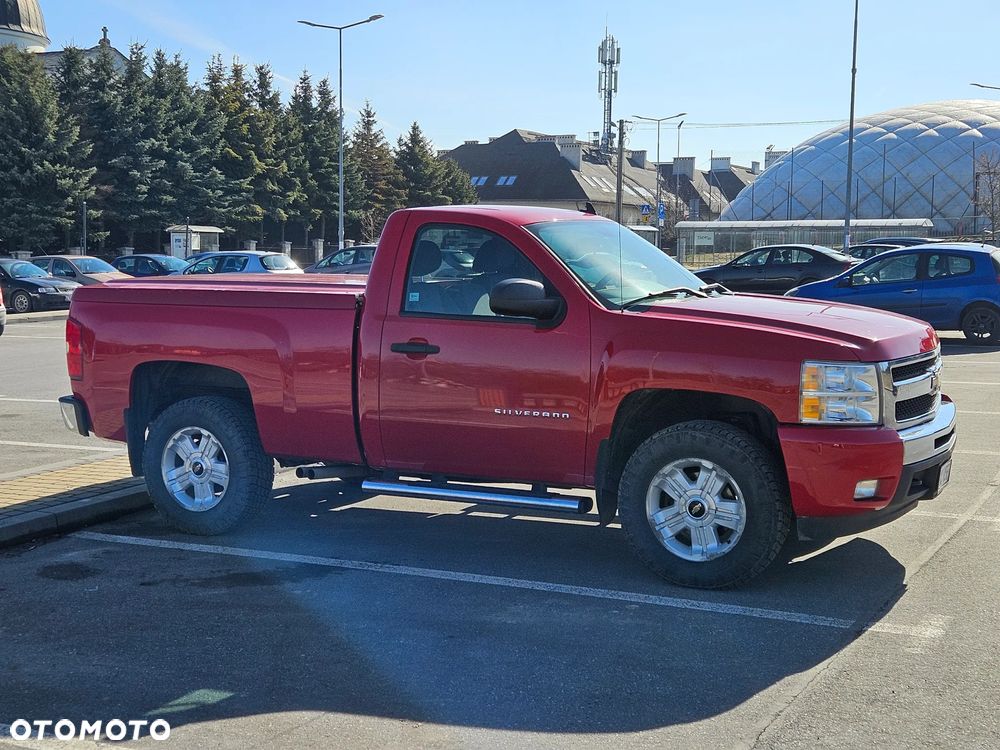 Chevrolet Silverado - 7