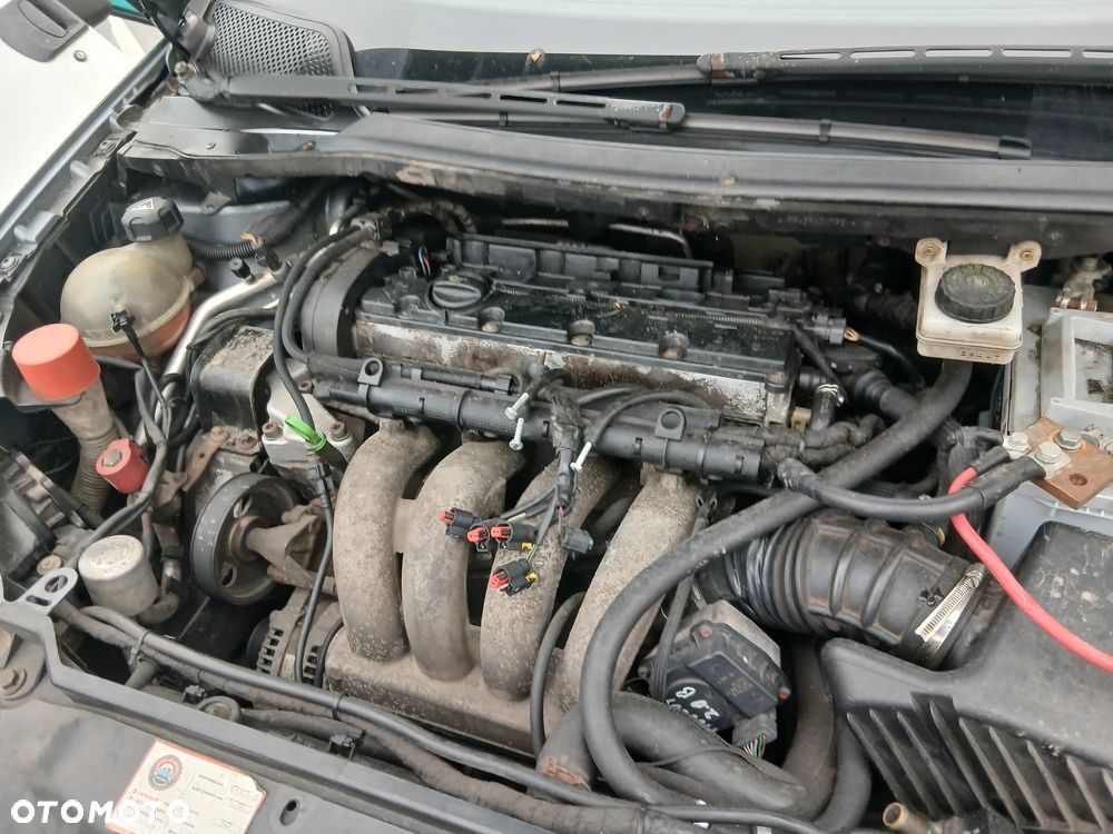 Citroen C4  04- 2.0 B RFK  Lakier EZW  VTS maska zderzak silnik skrzynia  drzwi fotel klapa - 2