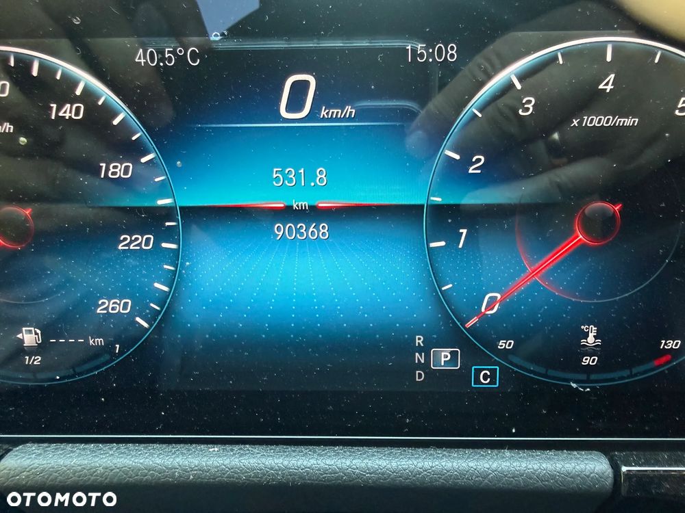 Mercedes-Benz GLA 250 4-Matic - 8