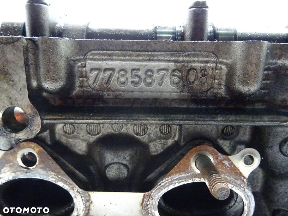 BMW E90 04-12 2.0D GŁOWICA WAŁKI ROZRZĄDU 7781211.02 M47T - 2