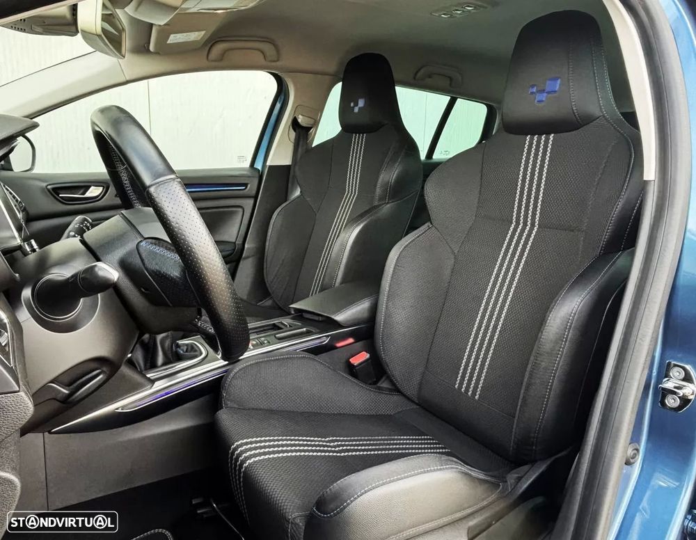 Renault Mégane Sport Tourer 1.5 dCi GT Line SS — fotografia 10