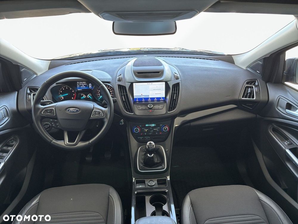 Ford Kuga - 22