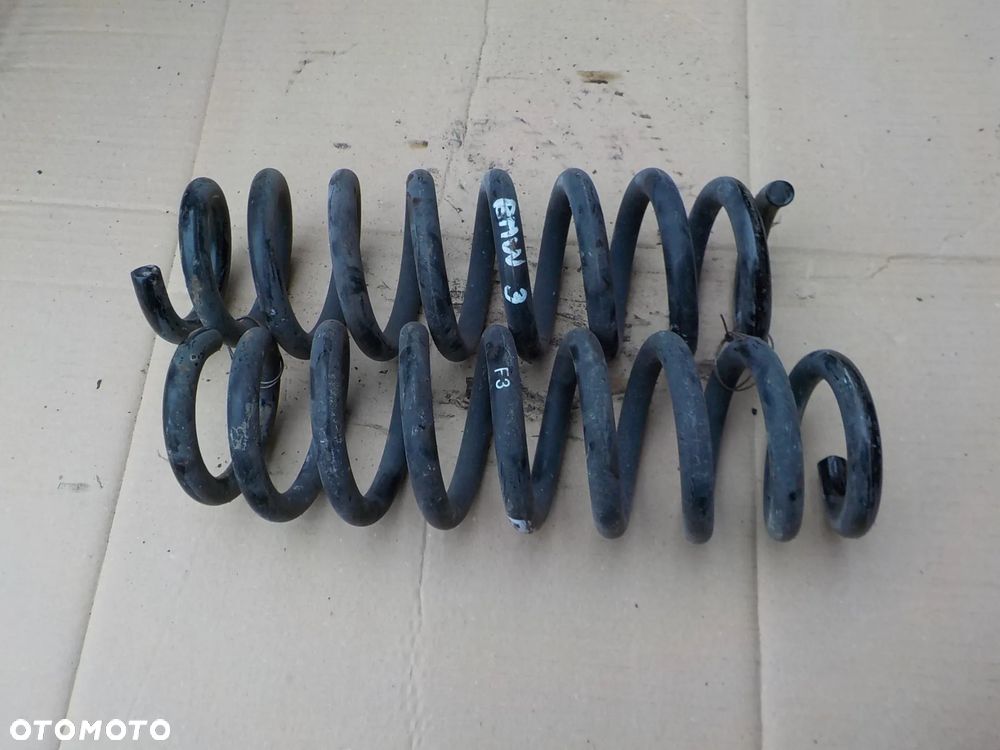 sprężyna tył komplet bmw e91 kombi 2007r F3 - 1