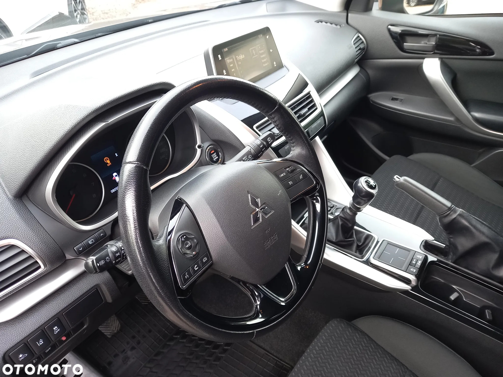 Mitsubishi Eclipse Cross 1.5 T GPF Invite Plus - 19