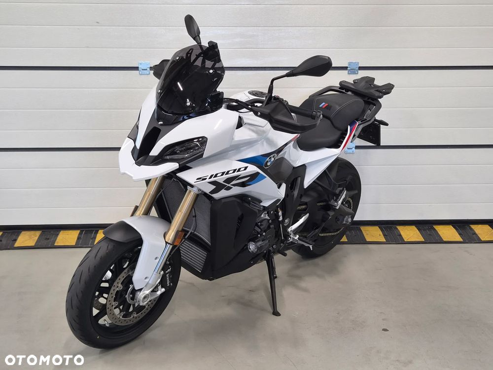 BMW XR - 5