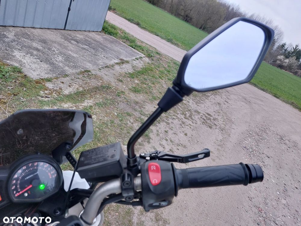 Yamaha XJ - 9