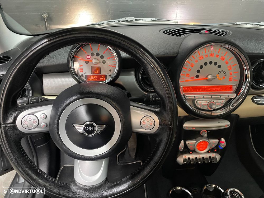MINI 3 Portas Cooper D - 11