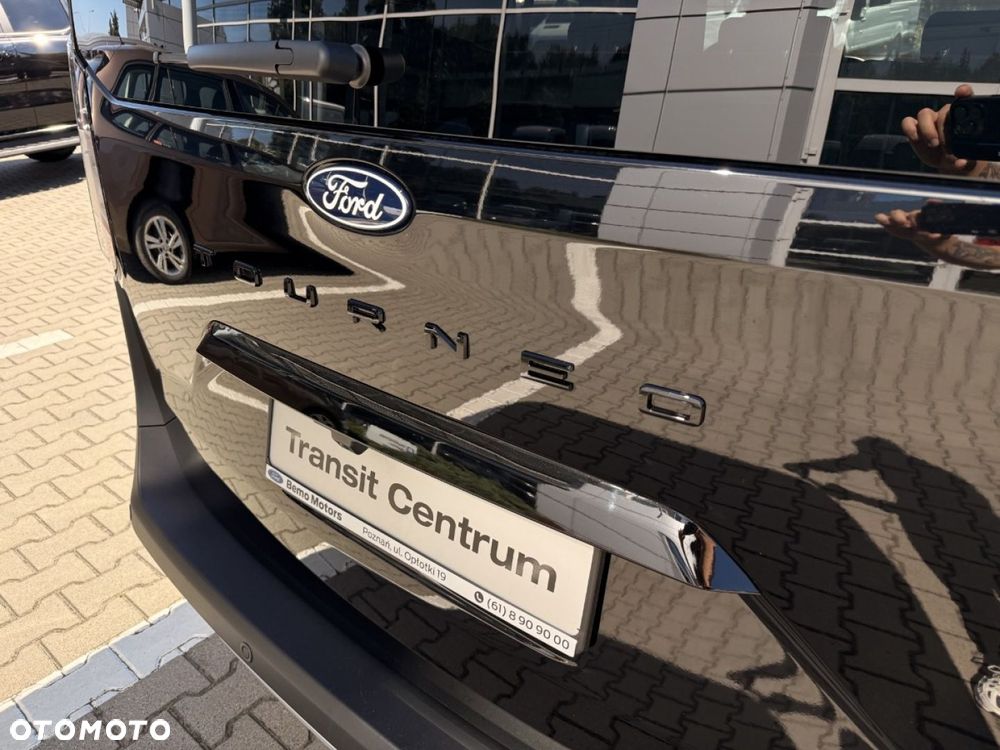 Ford Tourneo Courier - 8