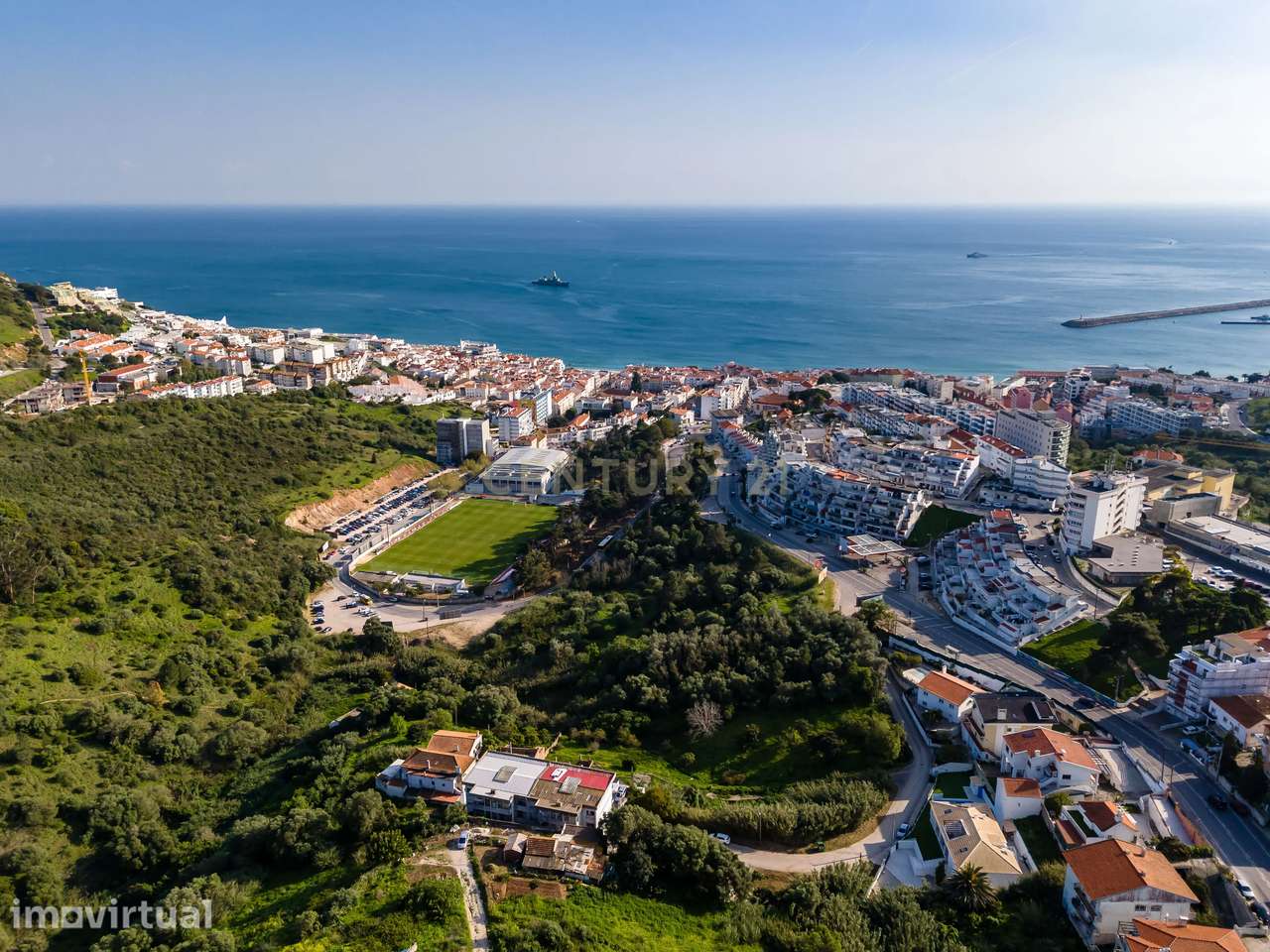 Moradia Renovada em Sesimbra com Vista Mar e Castelo - Grande imagem: 4/60
