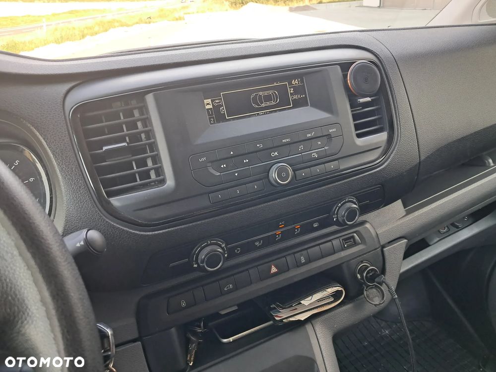 Peugeot EXPERT - 13