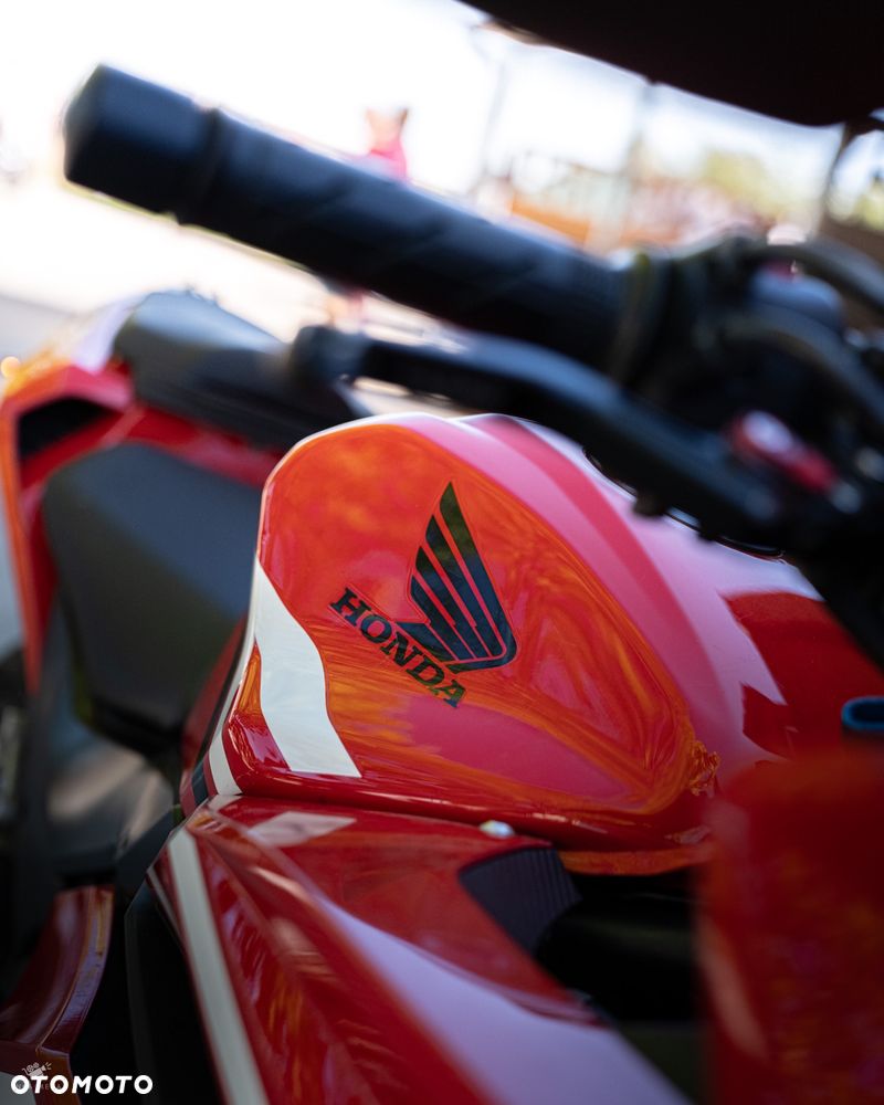 Honda CBR - 3