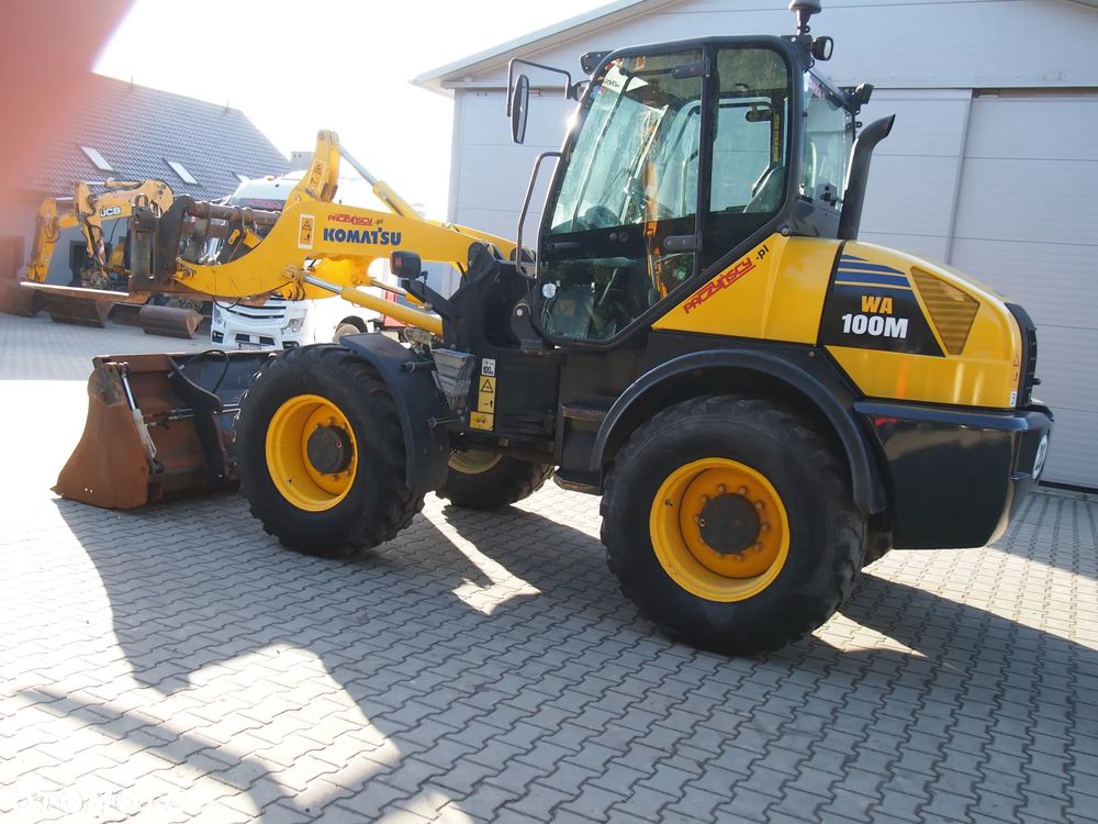Komatsu WA 100 - 7