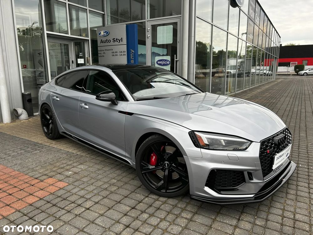 Audi RS5 Coupé - 2