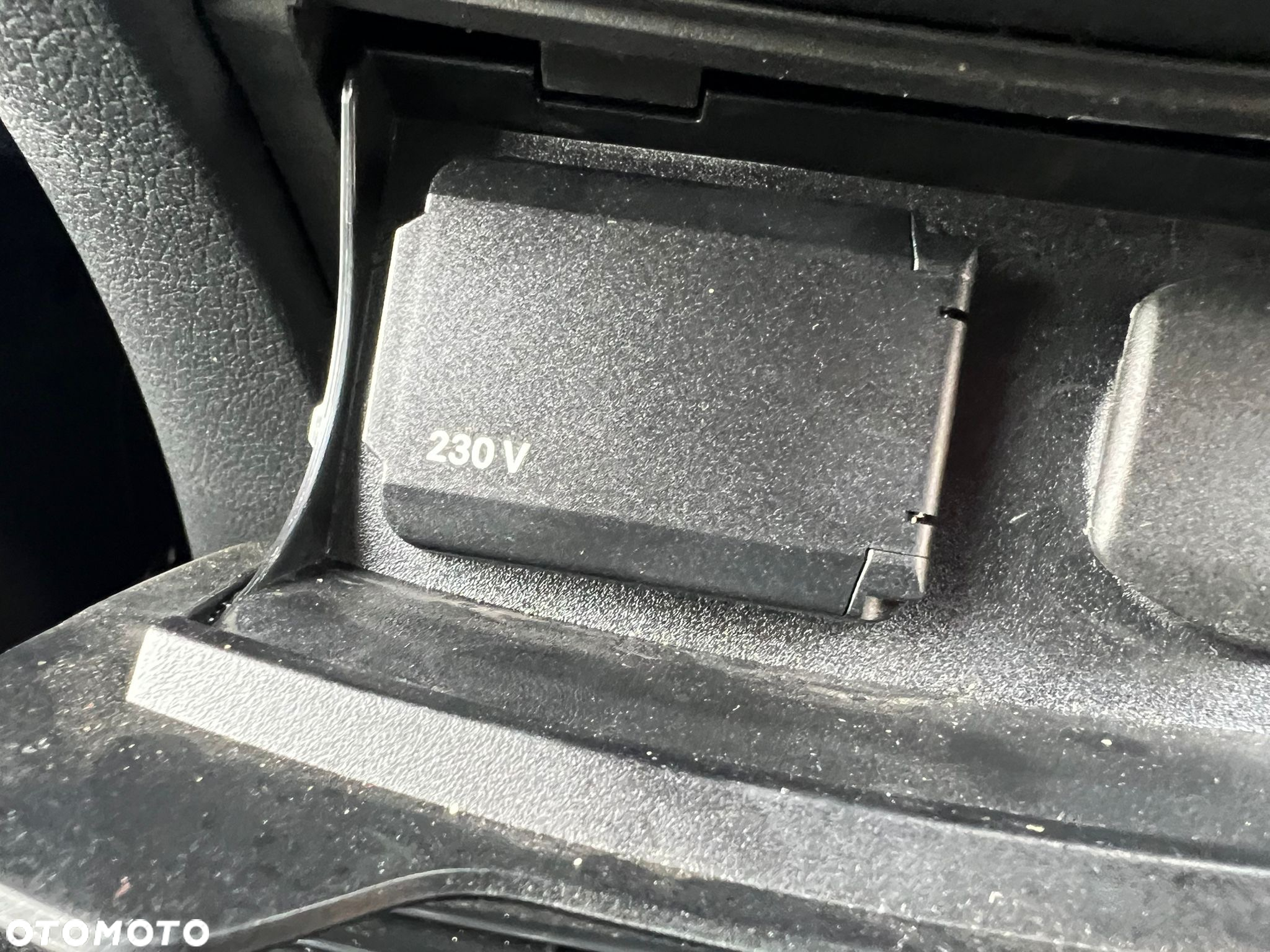 Mercedes-Benz Klasa V 300 d 4-Matic Exclusive 9G-Tronic (d³ugi) - 10
