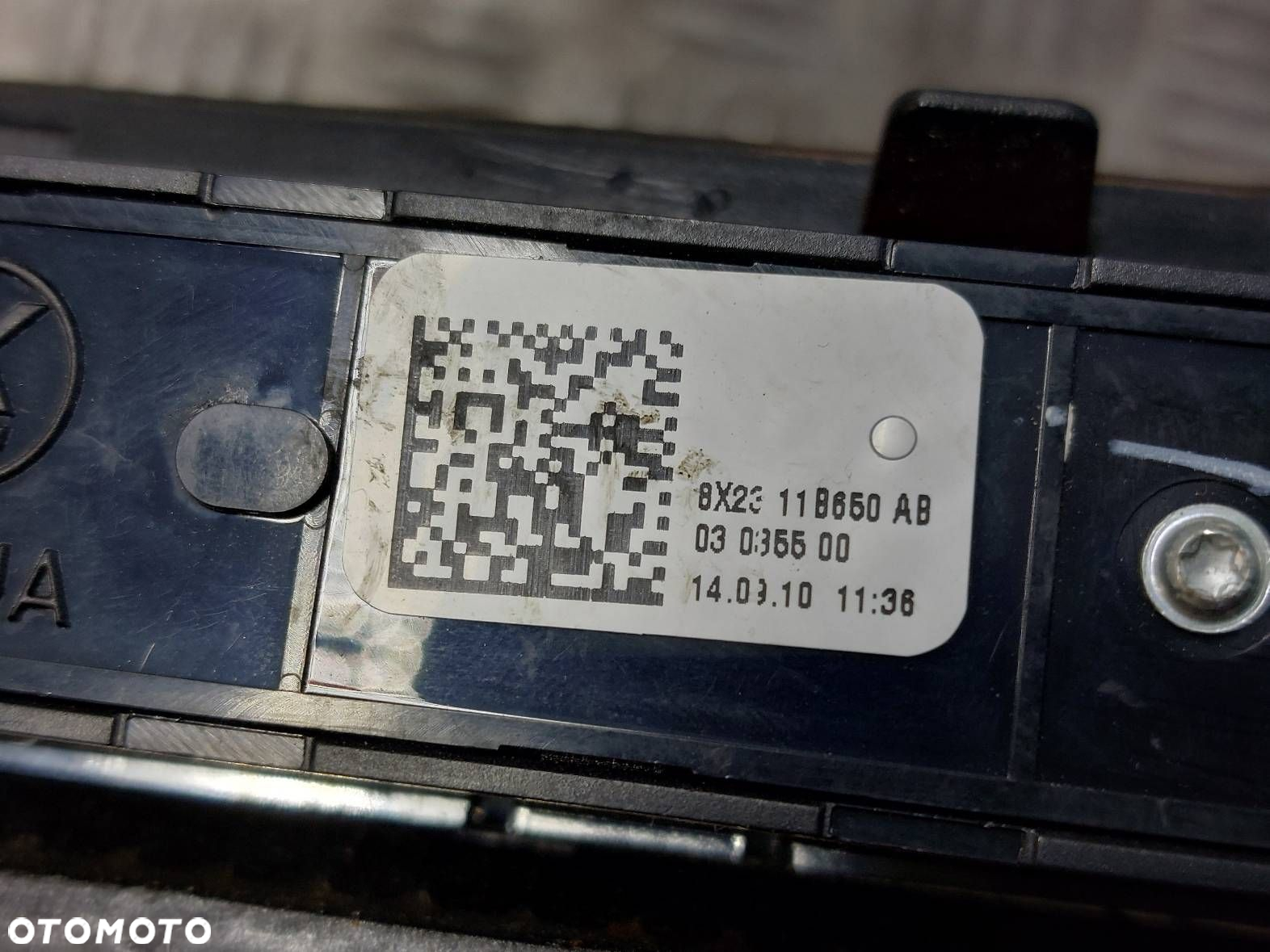 PRZEŁĄCZNIK AWARYJNYCH DEKOR KOKPITU JAGUAR XF X250 8X23-045K16-AD - 5