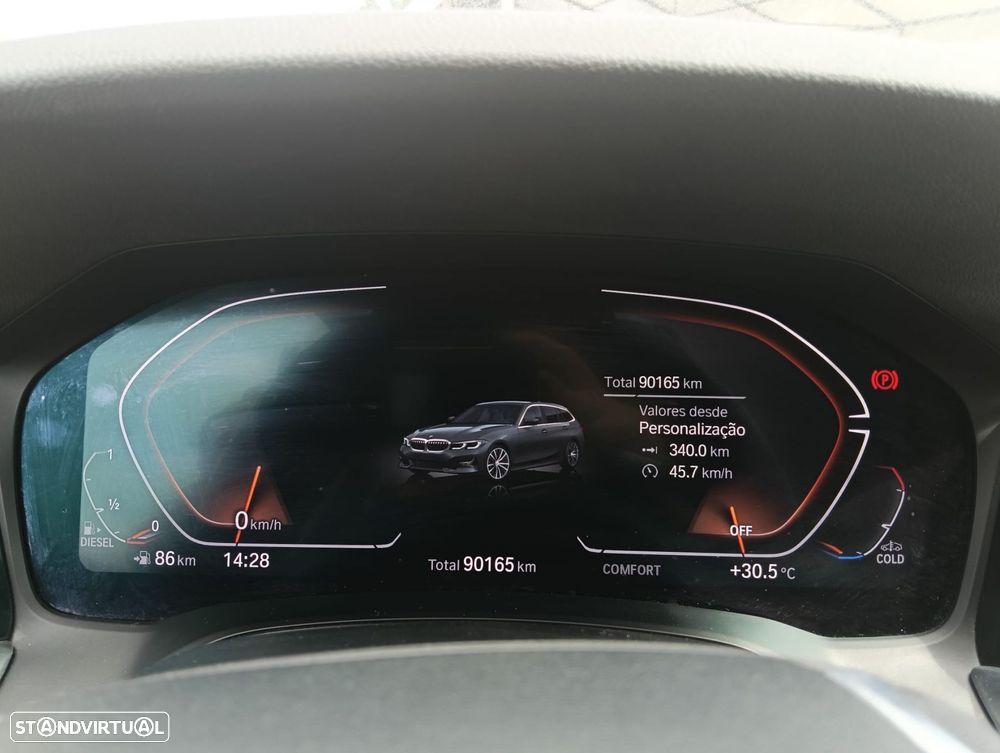 BMW 318 d Touring Auto - 17