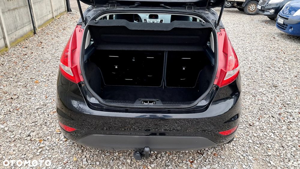 Ford Fiesta 1.25 Ambiente - 16