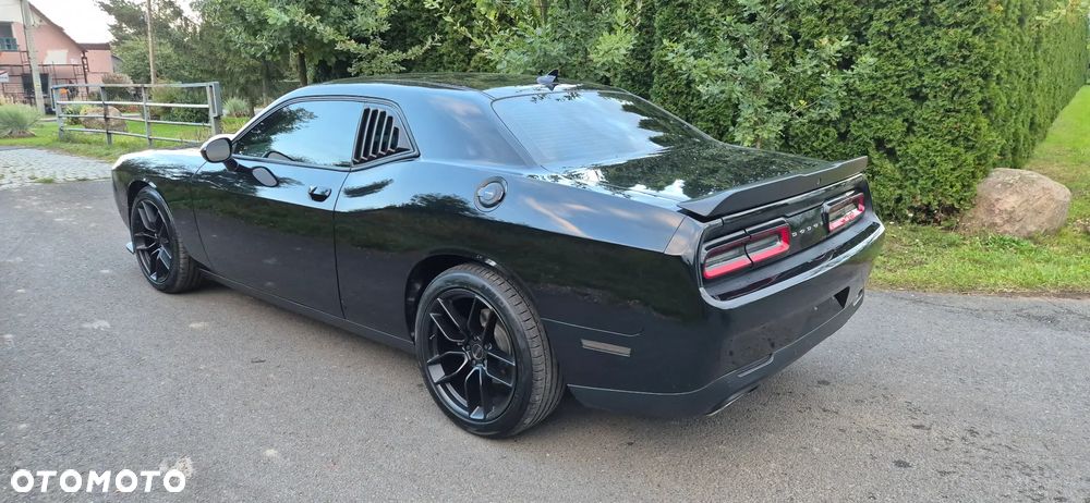 Dodge Challenger 5.7 R/T - 5