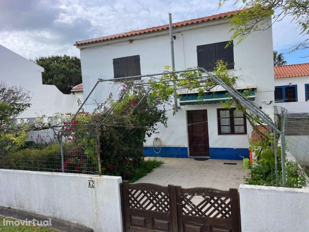 Moradia T3 + 2 - Grande imagem: 2/19