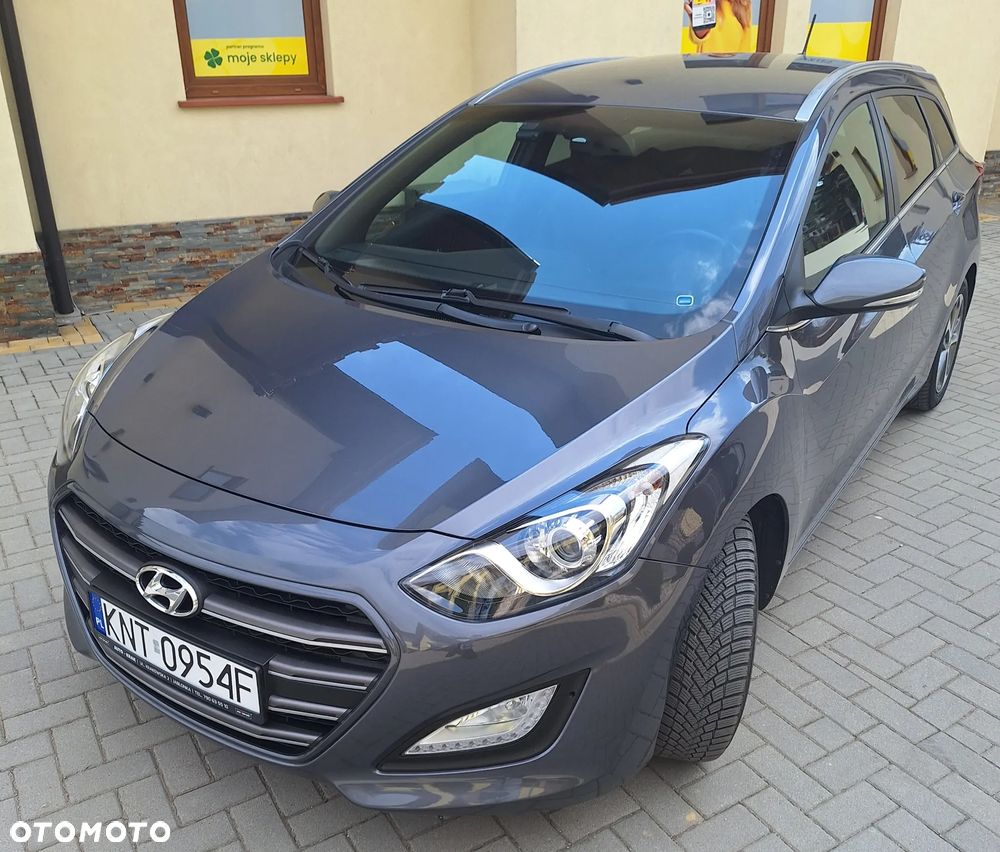 Hyundai i30 1.6 CRDi BlueDrive Go - 9