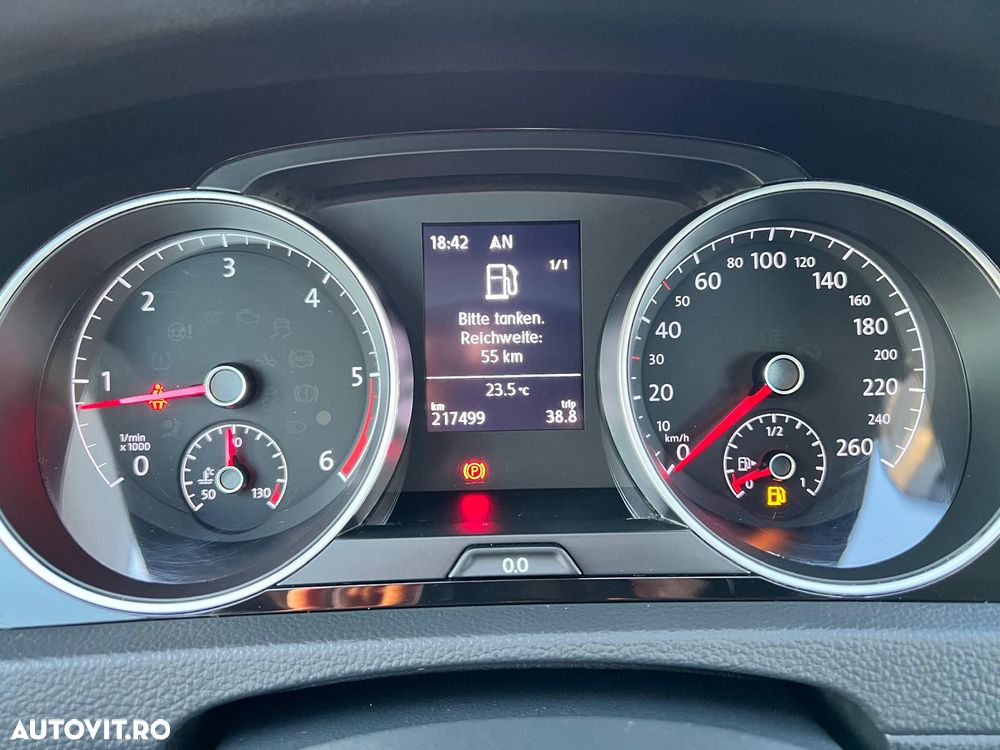 Volkswagen Golf 1.6 TDI (BlueMotion Technology) Comfortline - 23