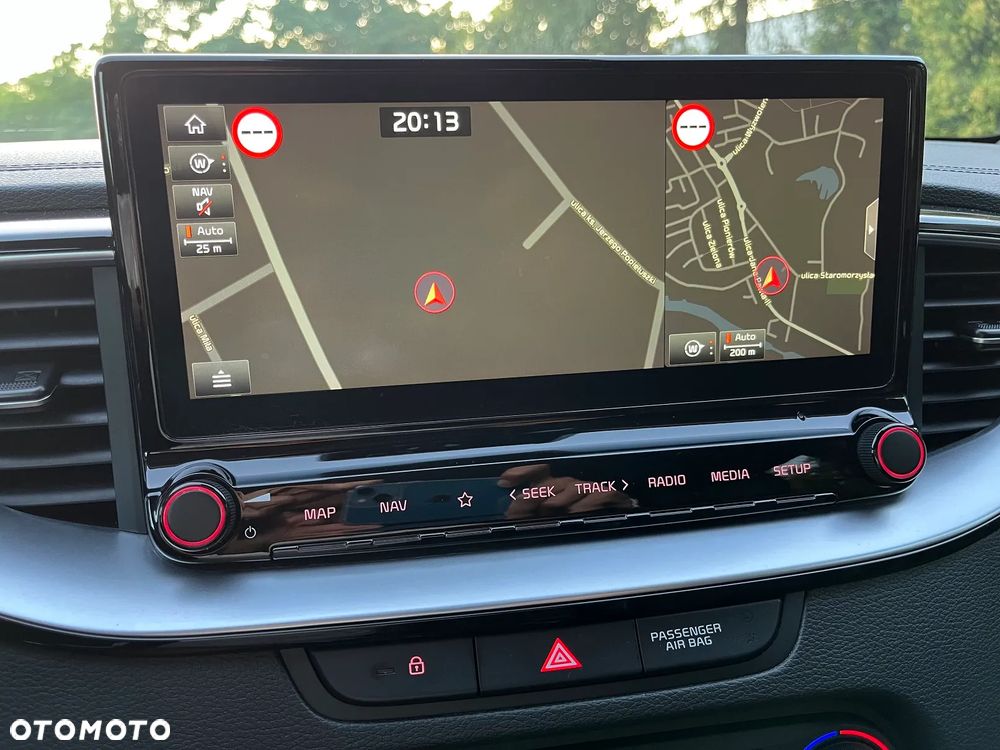 Kia Ceed 1.6 CRDi SCR L Business Line Plus - 24