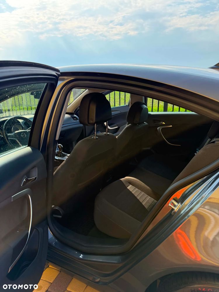 Opel Insignia 2.0 T Sport 4x4 - 11