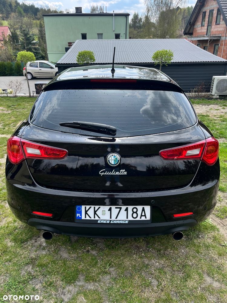 Alfa Romeo Giulietta 2.0 JTDM Distinctive - 5