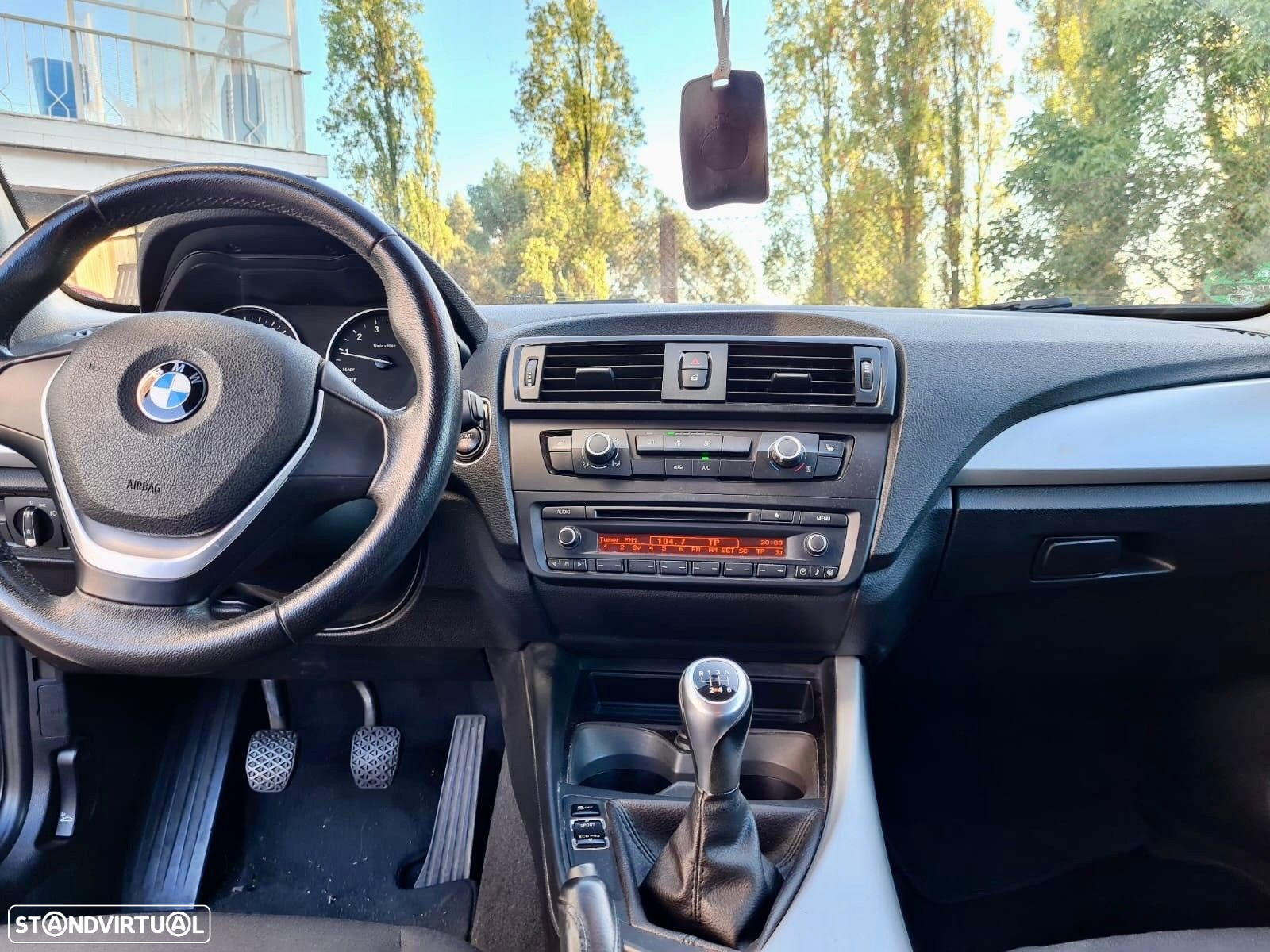 BMW 114 i - 15