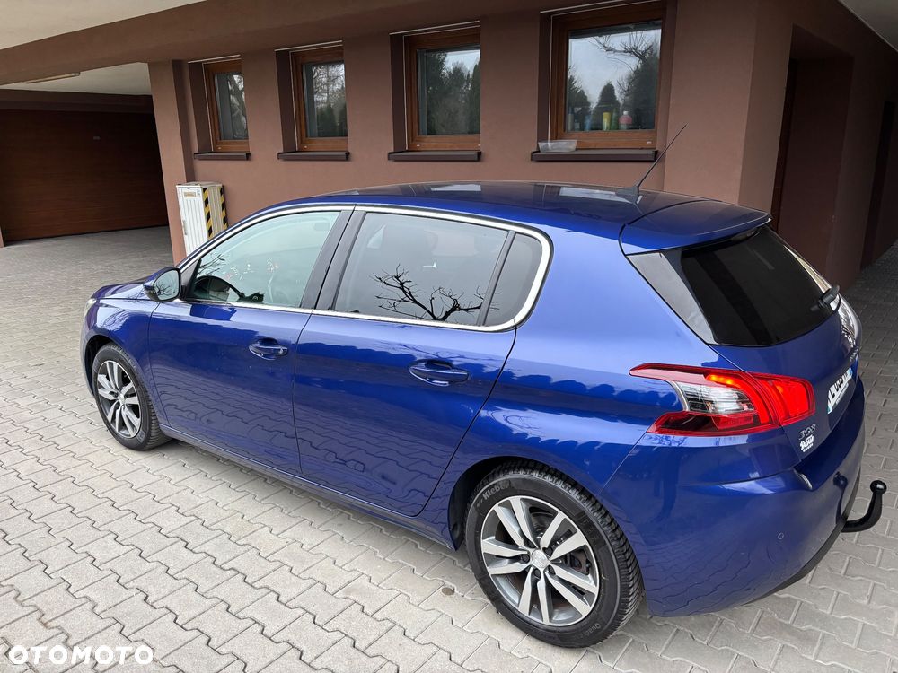 Peugeot 308 1.2 PureTech Allure S&S - 4