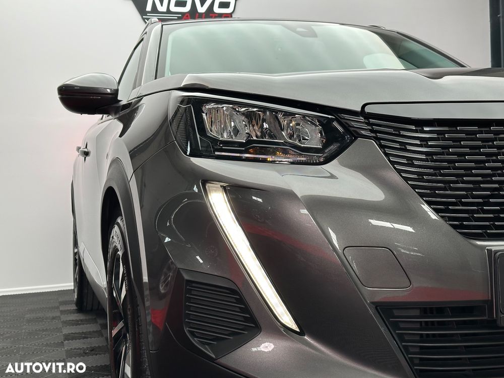 Peugeot 2008 1.2 PureTech Turbo S&S Allure - 39