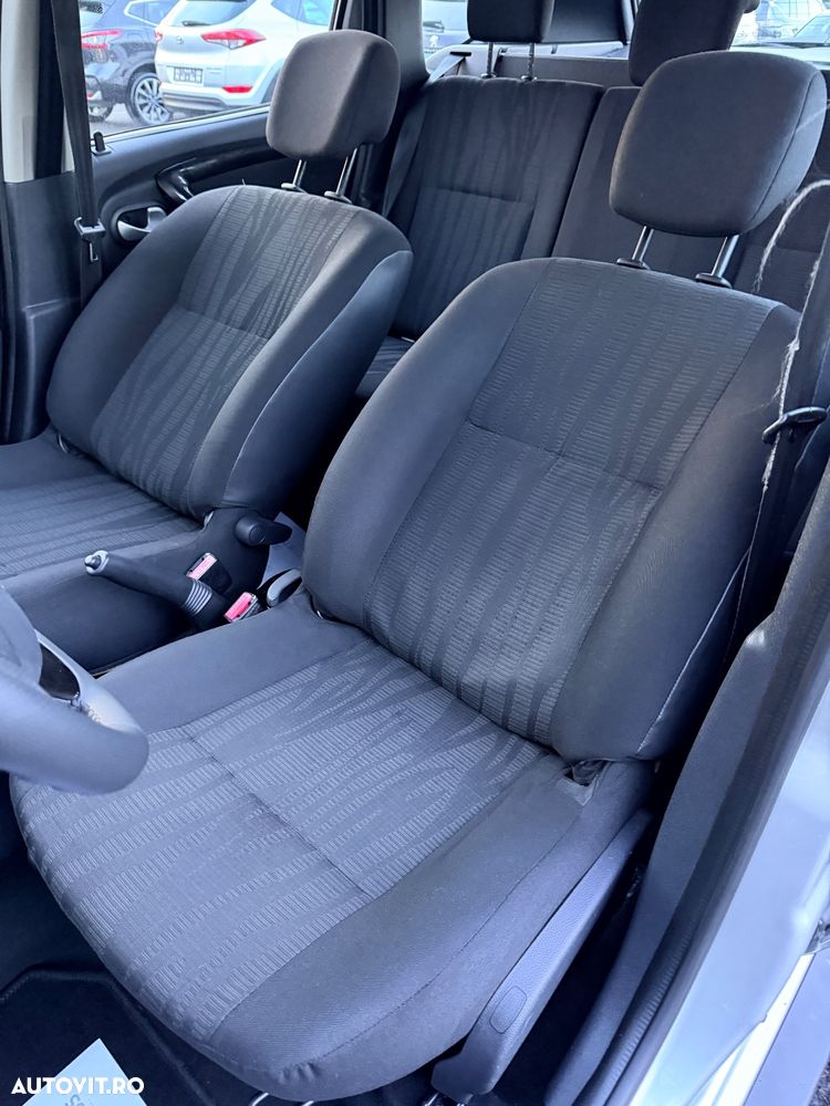 Dacia Duster 1.5 dCi 4x2 Ambiance - 14