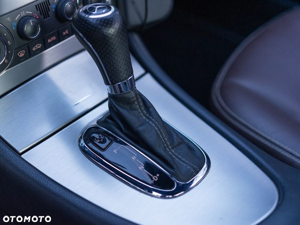 Mercedes-Benz CLK 220 CDI Automatik Avantgarde Grand Edition DPF - 32