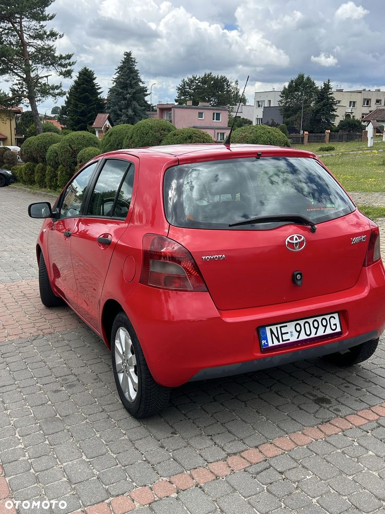 Toyota Yaris - 5