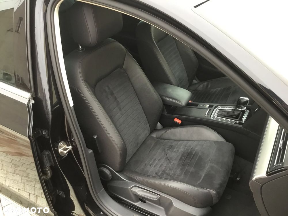 Volkswagen Passat 2.0 TDI SCR DSG Highline - 31
